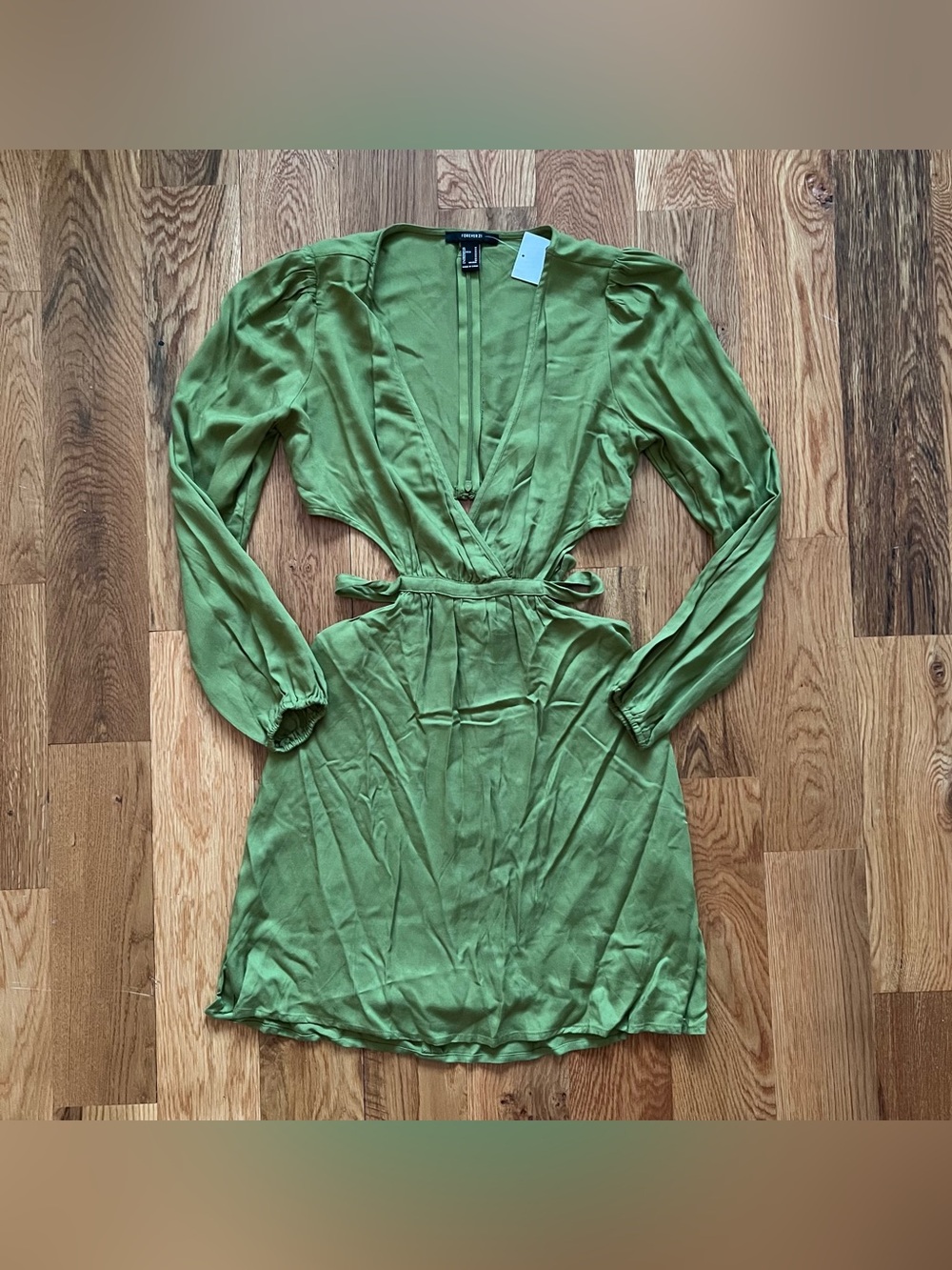 Long sleeve cut-out F21 dress
